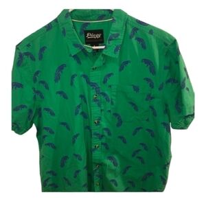 Plugg size large button down shirt green with parrot graphics